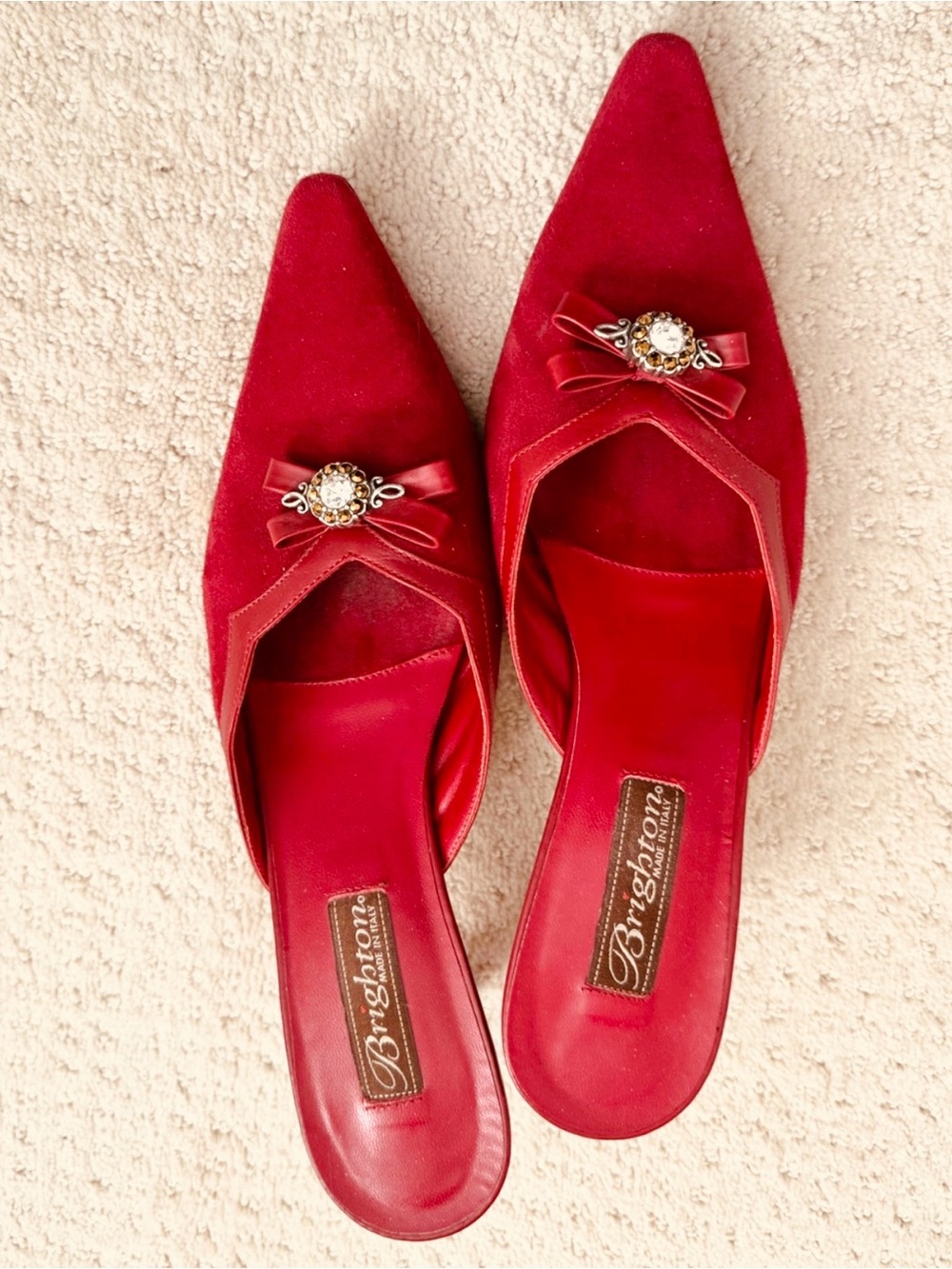 Brighton Tandra Red Paprika Princess Di suede jeweled kitten heels size 8